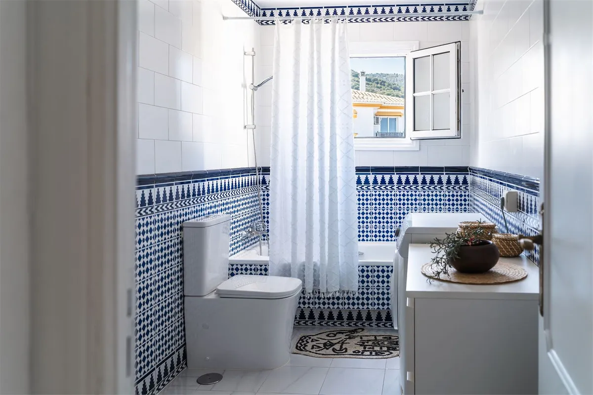 3ea0809c-275c-4225-a109-50f28e4f3f60