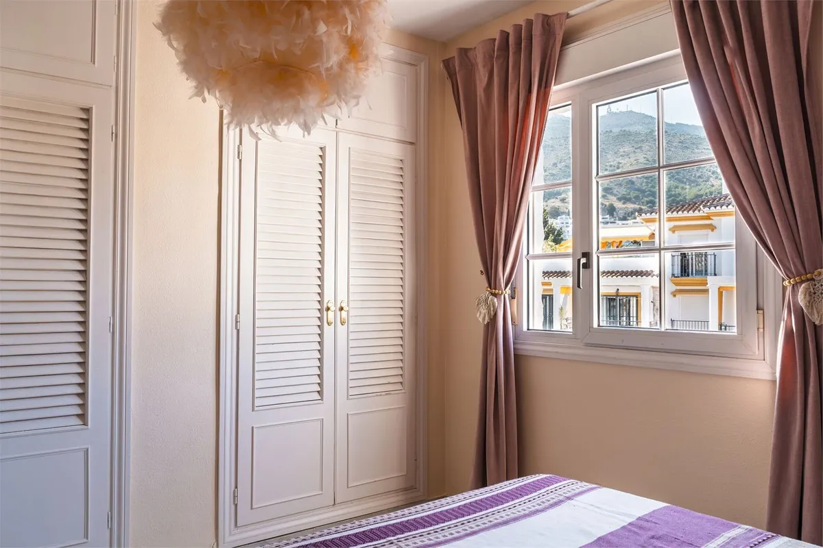 cd7ac29f-e1e8-4c29-ae09-fe8c86d9b3e8