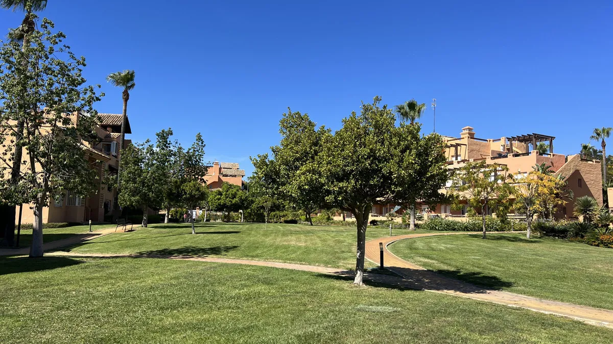 1bd1ac57-ee77-4028-a9b0-b3344f6464bf