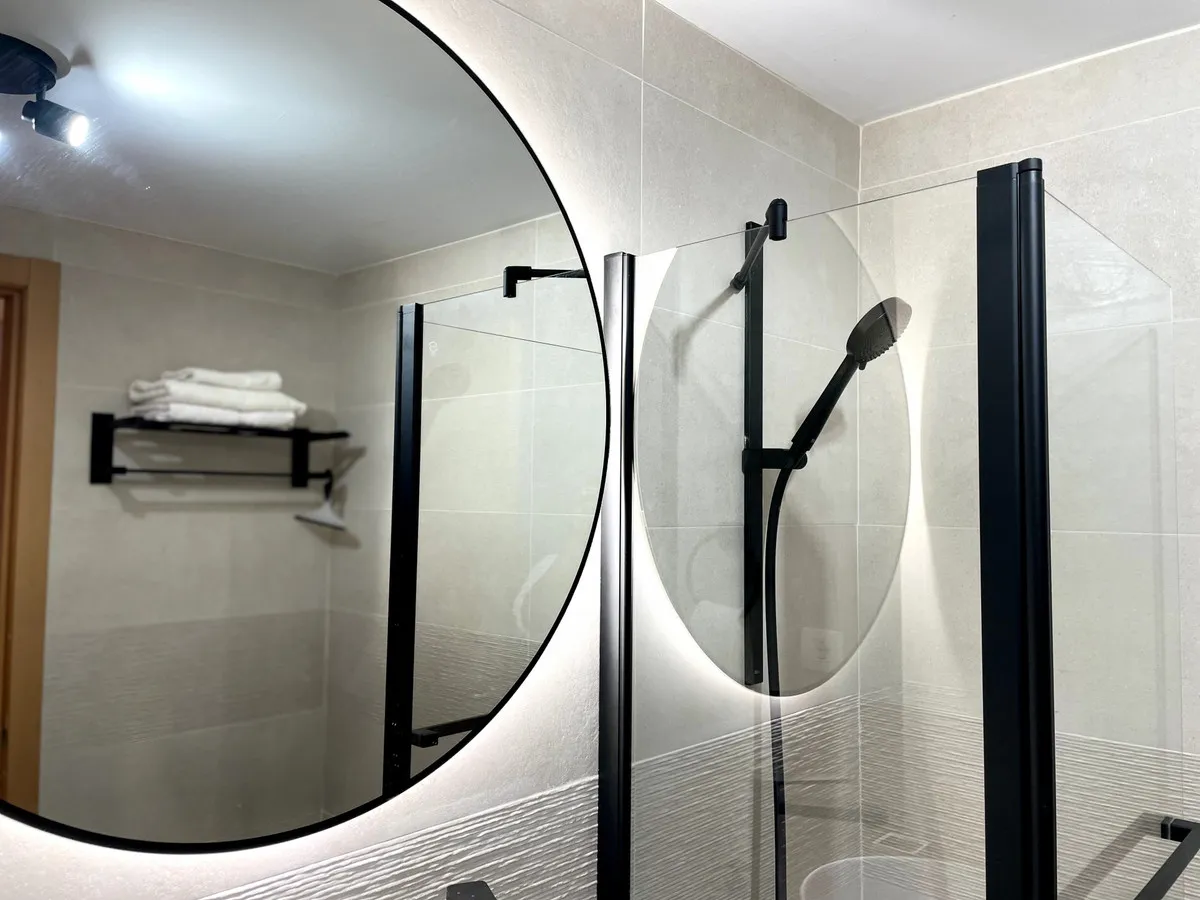 c87587ed-9760-42f5-942e-eadff02c03dc