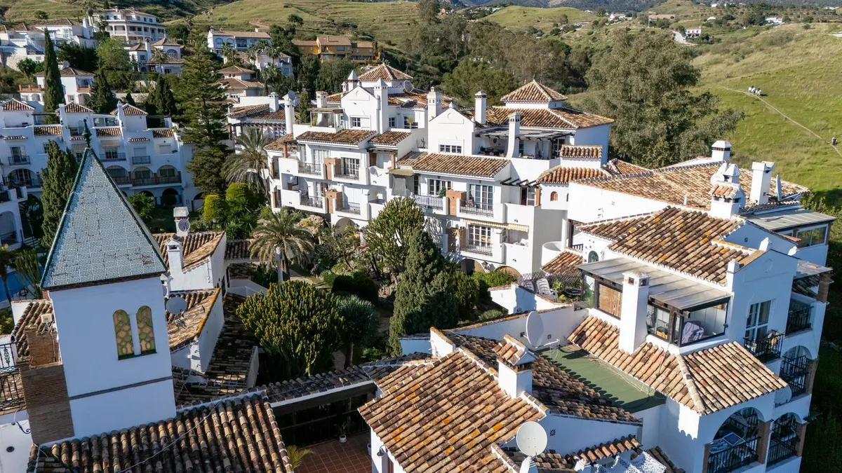 3820c335-17d7-4ab1-96ea-26c1491302e5