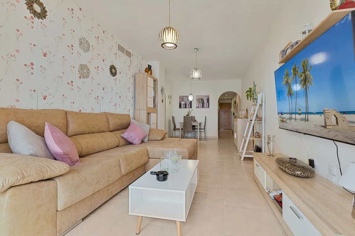 63976632-2b90-4af1-b3f6-b9735e66b906