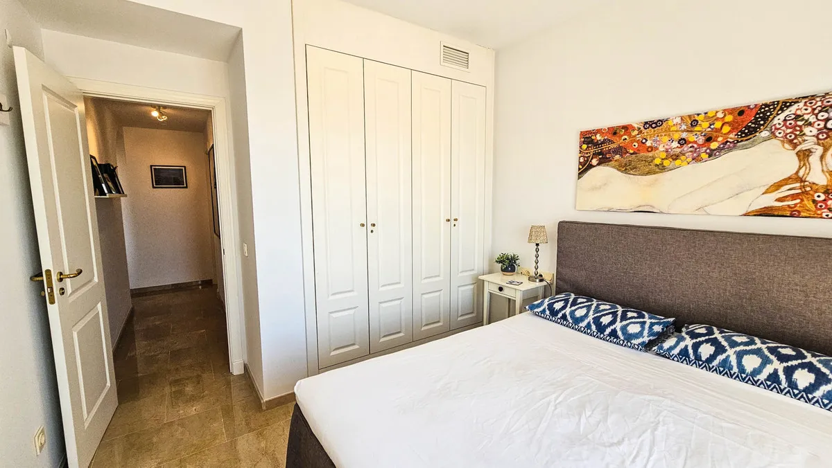 6da2470a-2548-40d5-8bf4-29b0f3b703d3