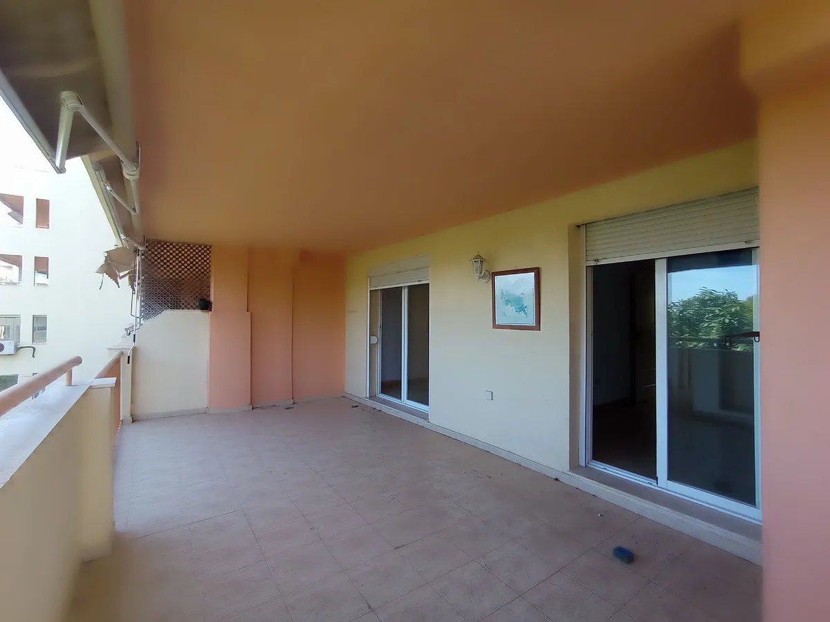 2095b313-9f70-4c3b-8aa9-e508e39732d9