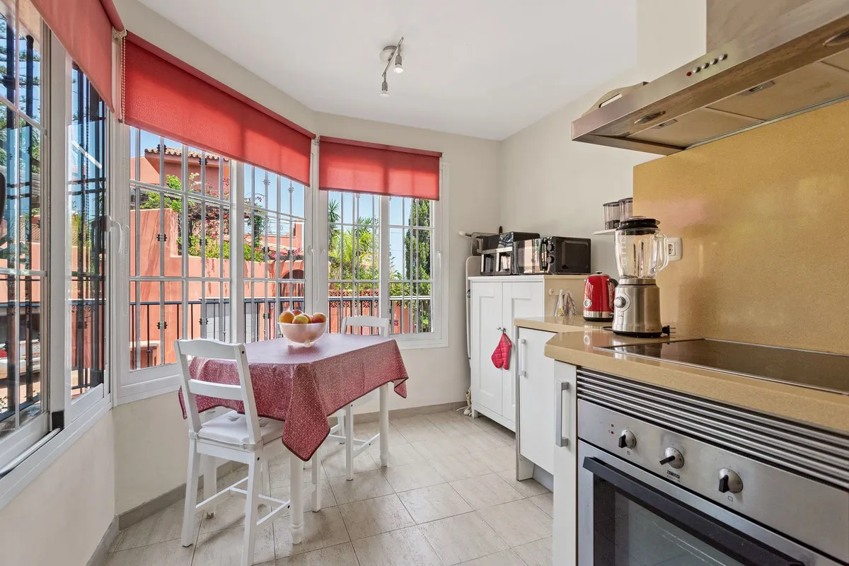 83de304a-feb8-4124-8ce2-ae0c7d1eca6c