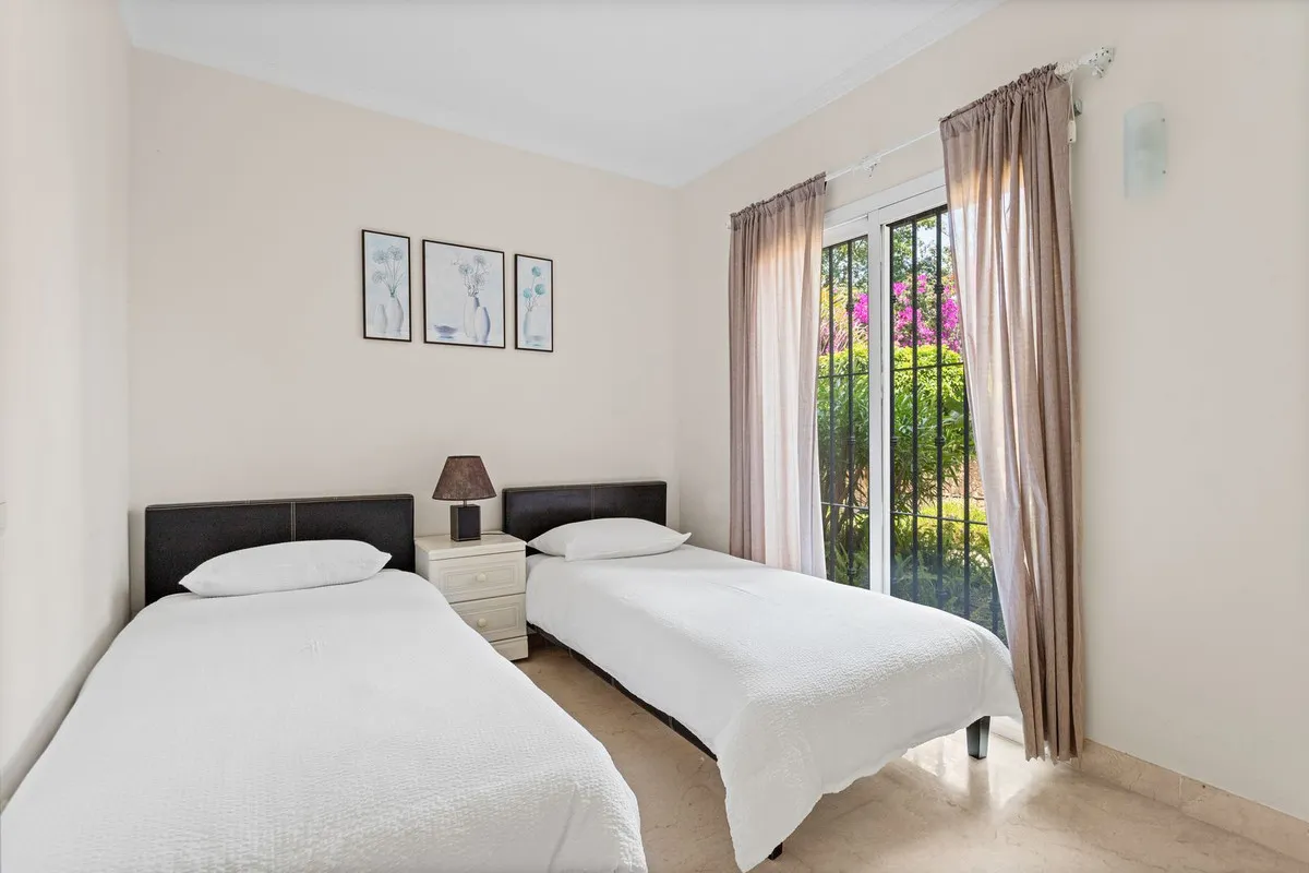 df6a98eb-9a38-4178-a638-c360a6d3ca4f