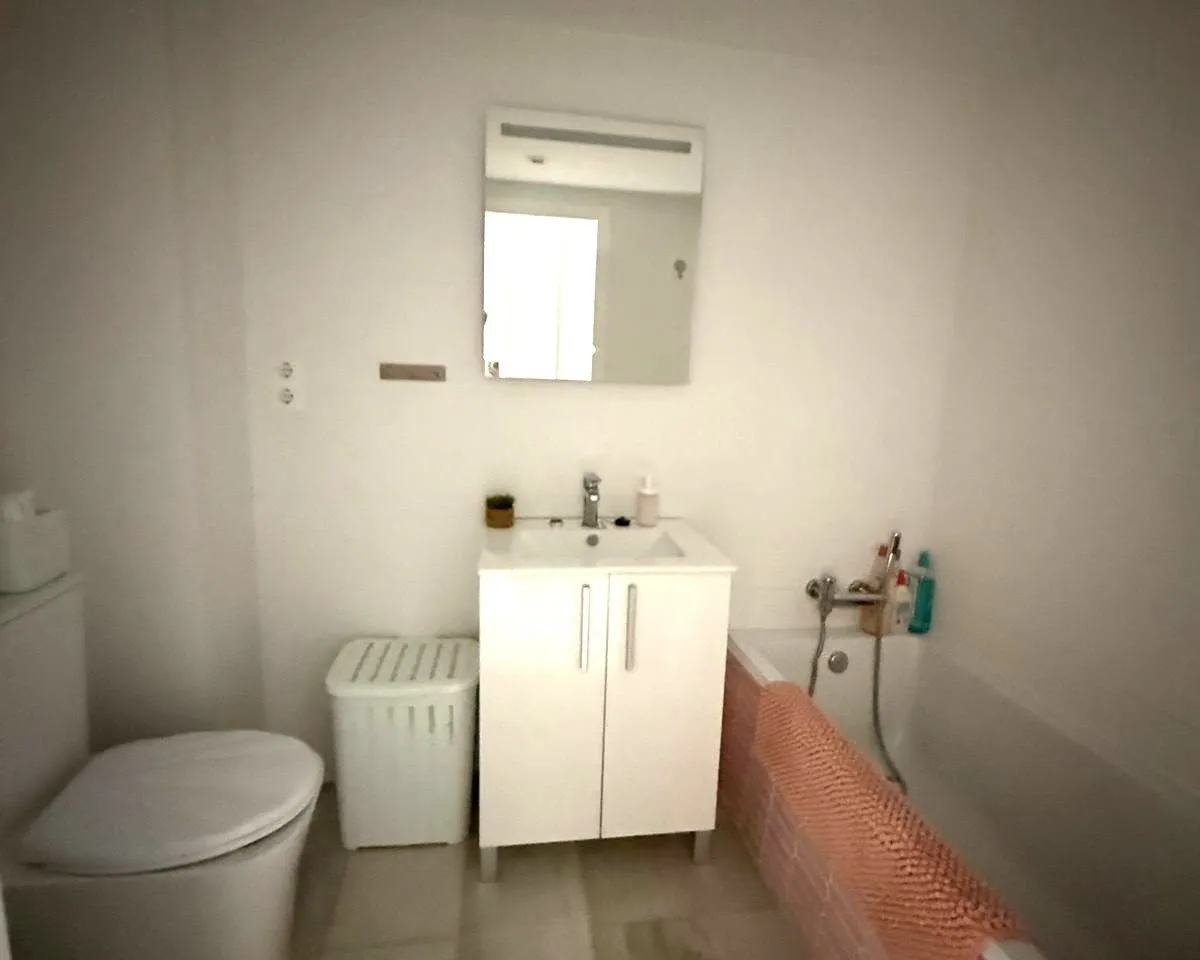 2b21e478-b484-4d44-8ed5-b5c76c338dc3