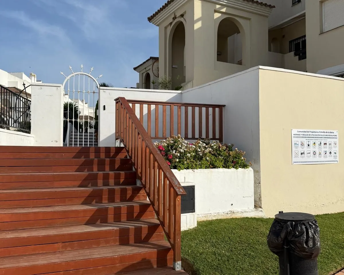 8d10e001-fe6f-4a13-b843-1234d3354c90