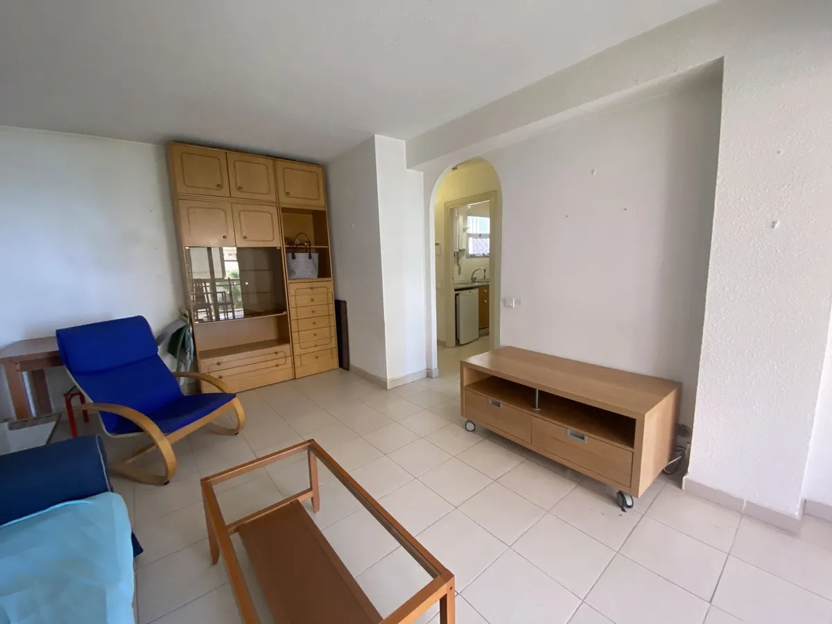 6318673a-34d3-4e40-8aba-0f809e64afd7