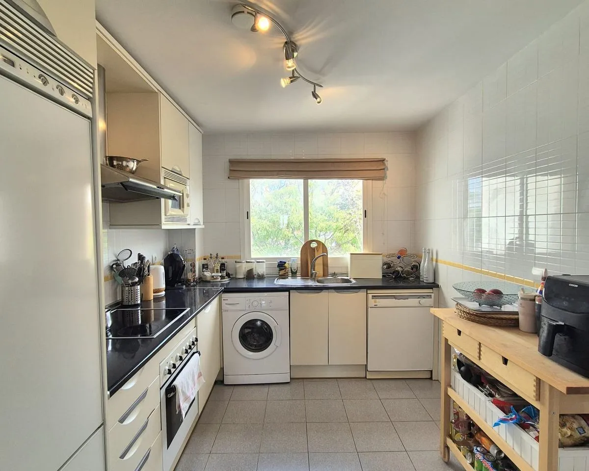 021a0340-907e-47e3-a910-e3774a0d14b7