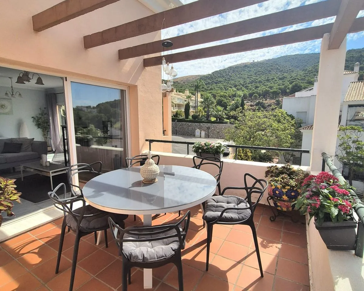 25efeb74-a32a-4bcc-9393-214b2fc78280