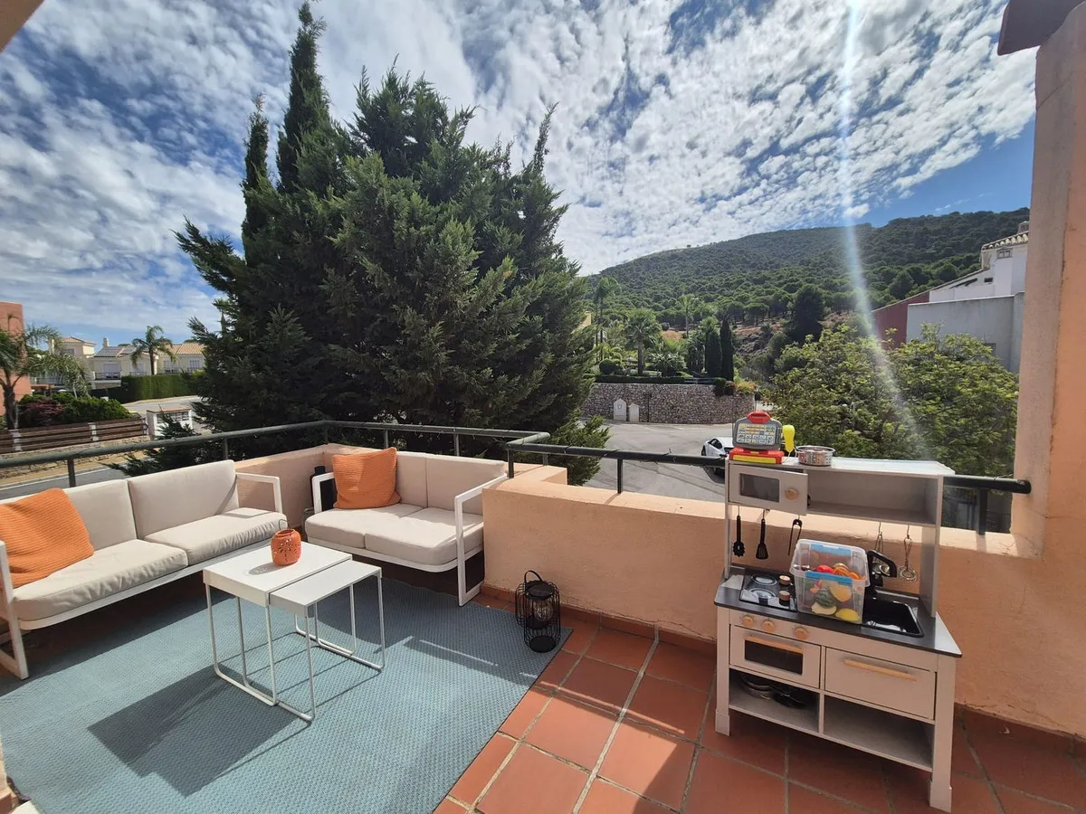 27dbbe4d-1194-4bc4-9a27-879ca0f393a1