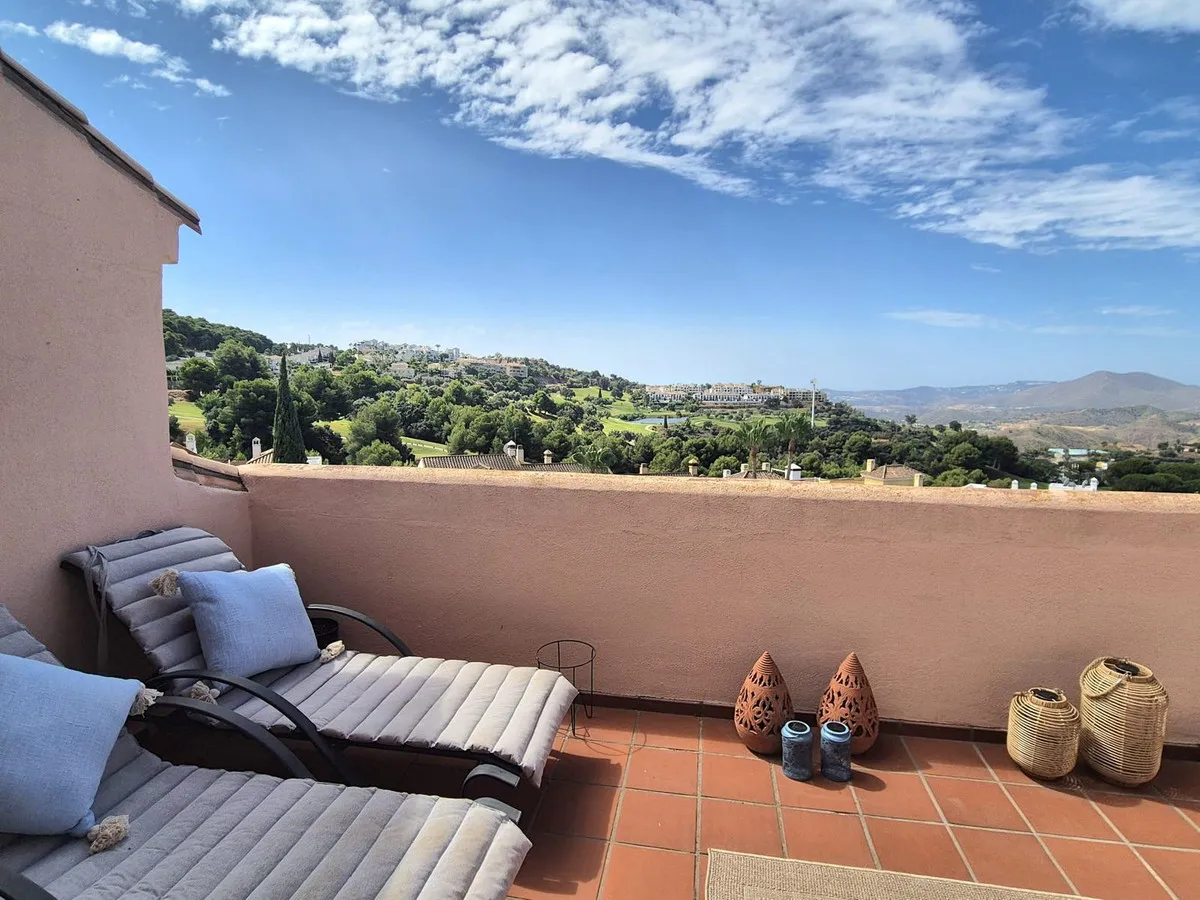 327089b1-fc80-4380-9fea-8c986669eb80