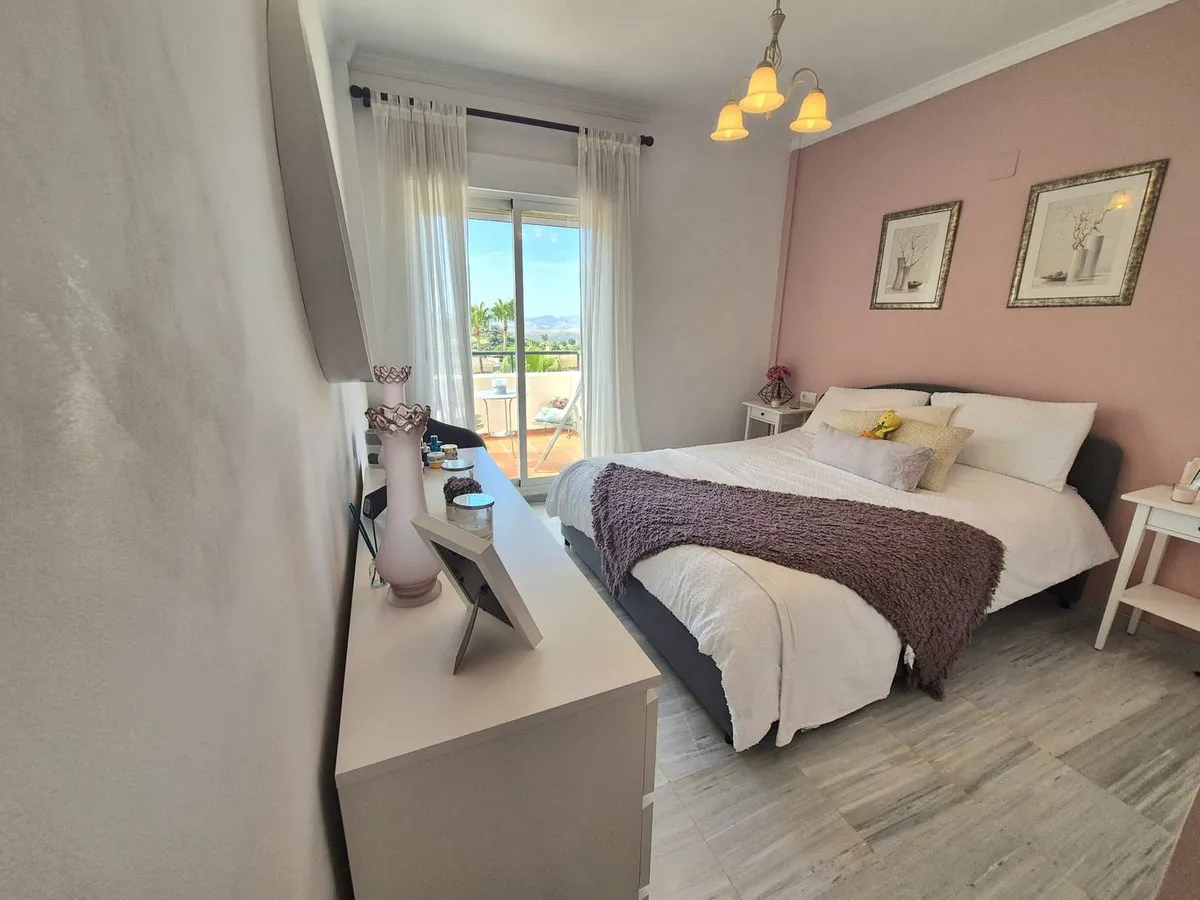 4ff9025a-0fc6-42b7-986a-363831a40a21