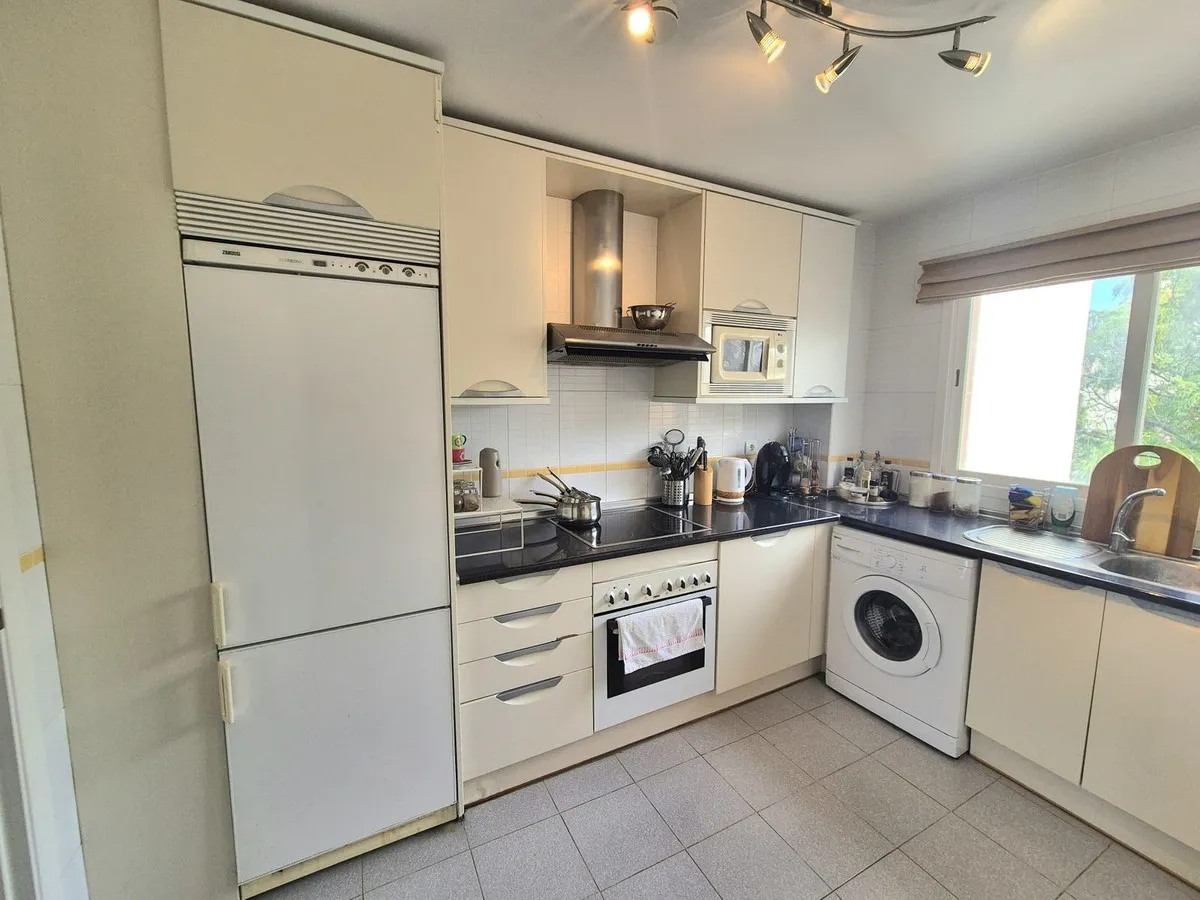 569b7667-c60d-47f9-a46c-55a239261b8c