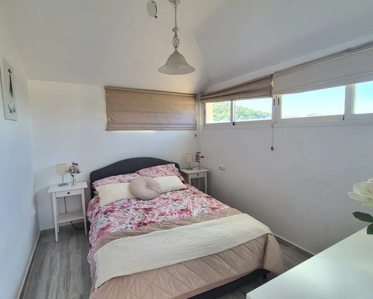 811c174b-2fbd-4a7a-b495-745957aa031c