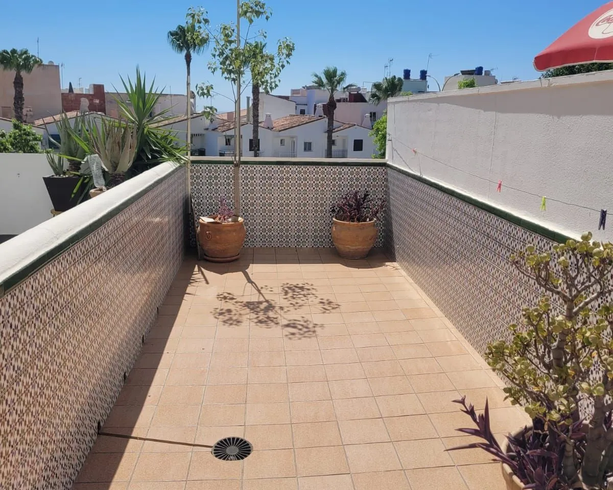 590ec0ea-d9ad-4cba-b77f-72c6d420f4b6