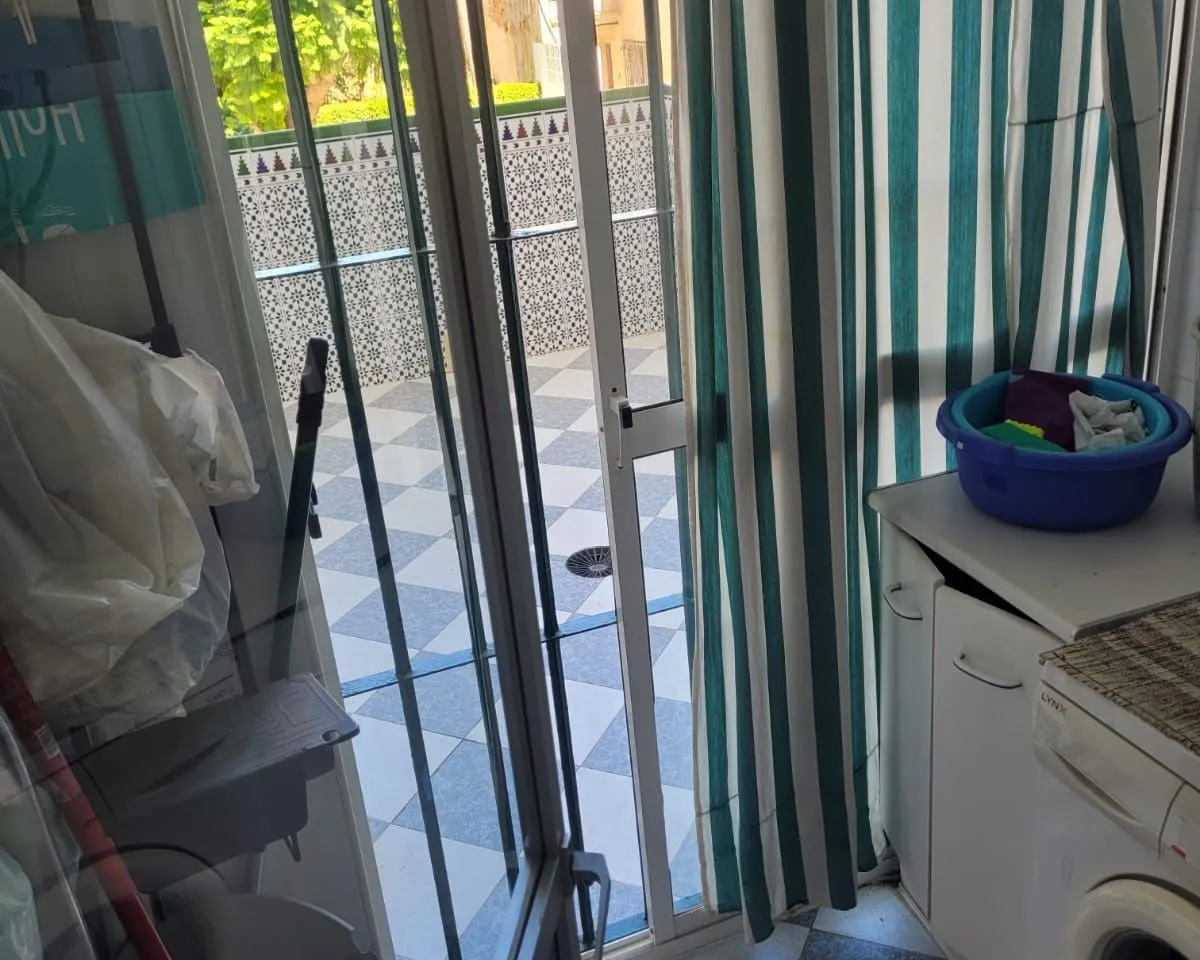 b1275395-1db8-448d-8dd6-31b4daea2e49