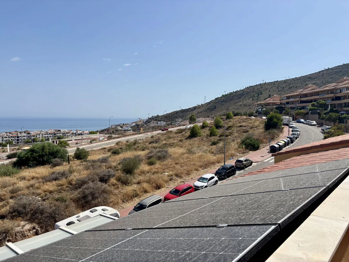 068f0c8c-3003-47fe-983a-0bc8b3a61133