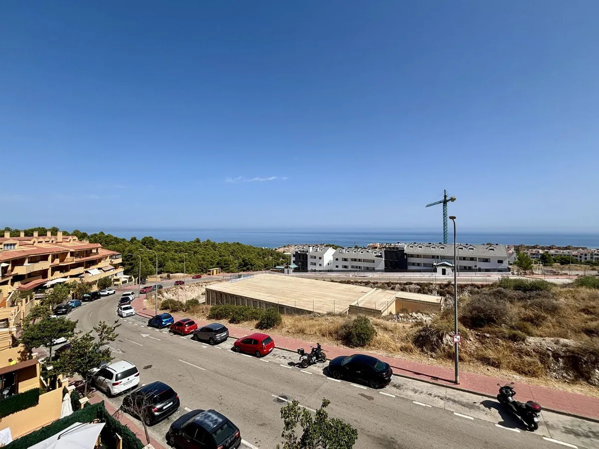 1e307b7a-ccd5-4c35-8068-7a868773938a