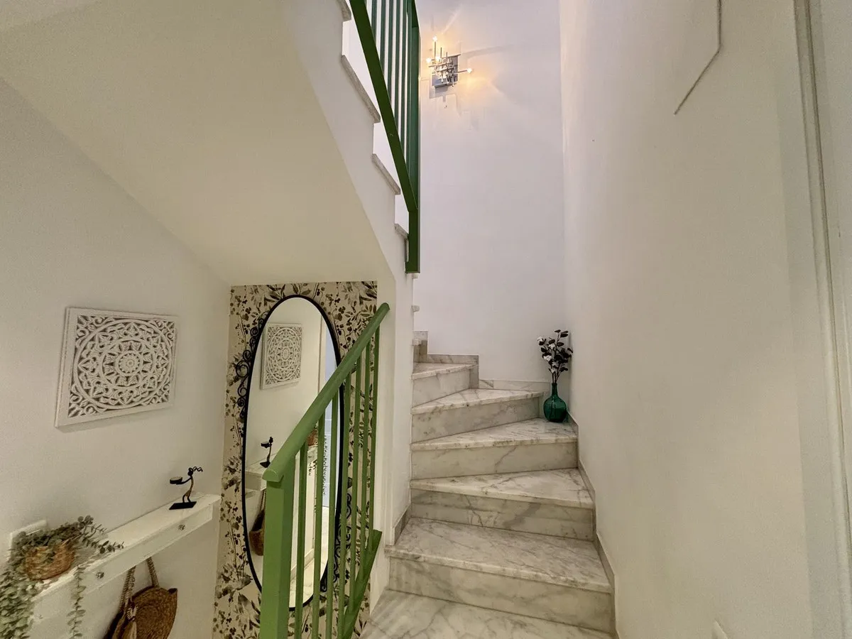 3d92973b-3ff2-4259-8ef8-05353cc79e27