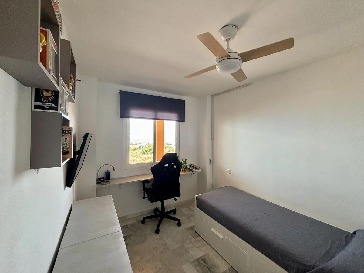 67b020f6-86fb-40f1-9abc-3e1391629797