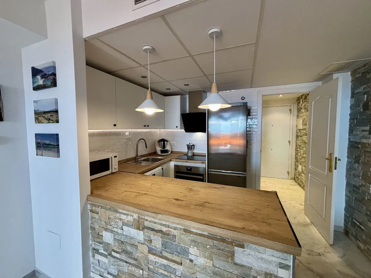 6f293d44-115c-4b38-bb49-d7758873fac1