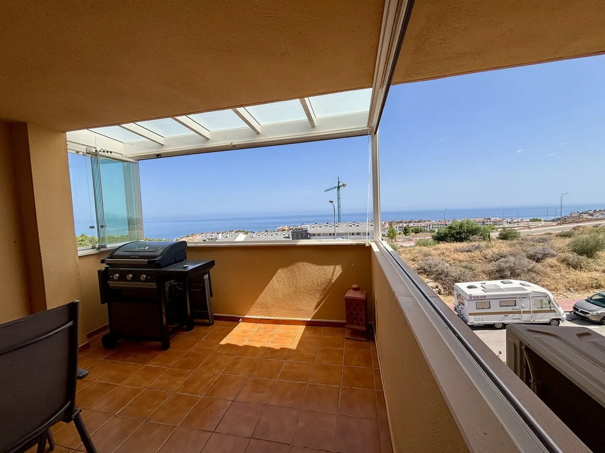 8a4a6e14-6017-409c-b0ce-f17307c5e2be