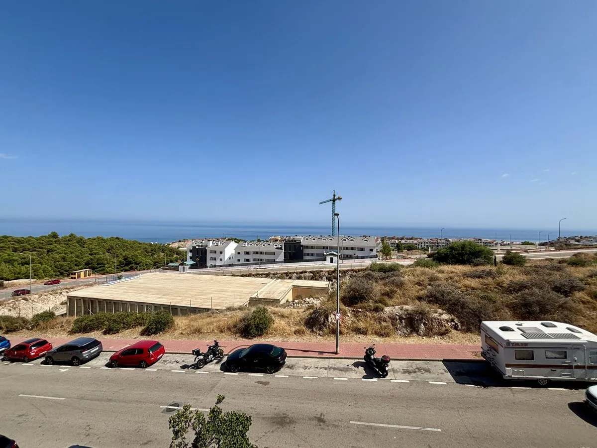 b686e207-9286-40bb-926a-3a961bf7f992