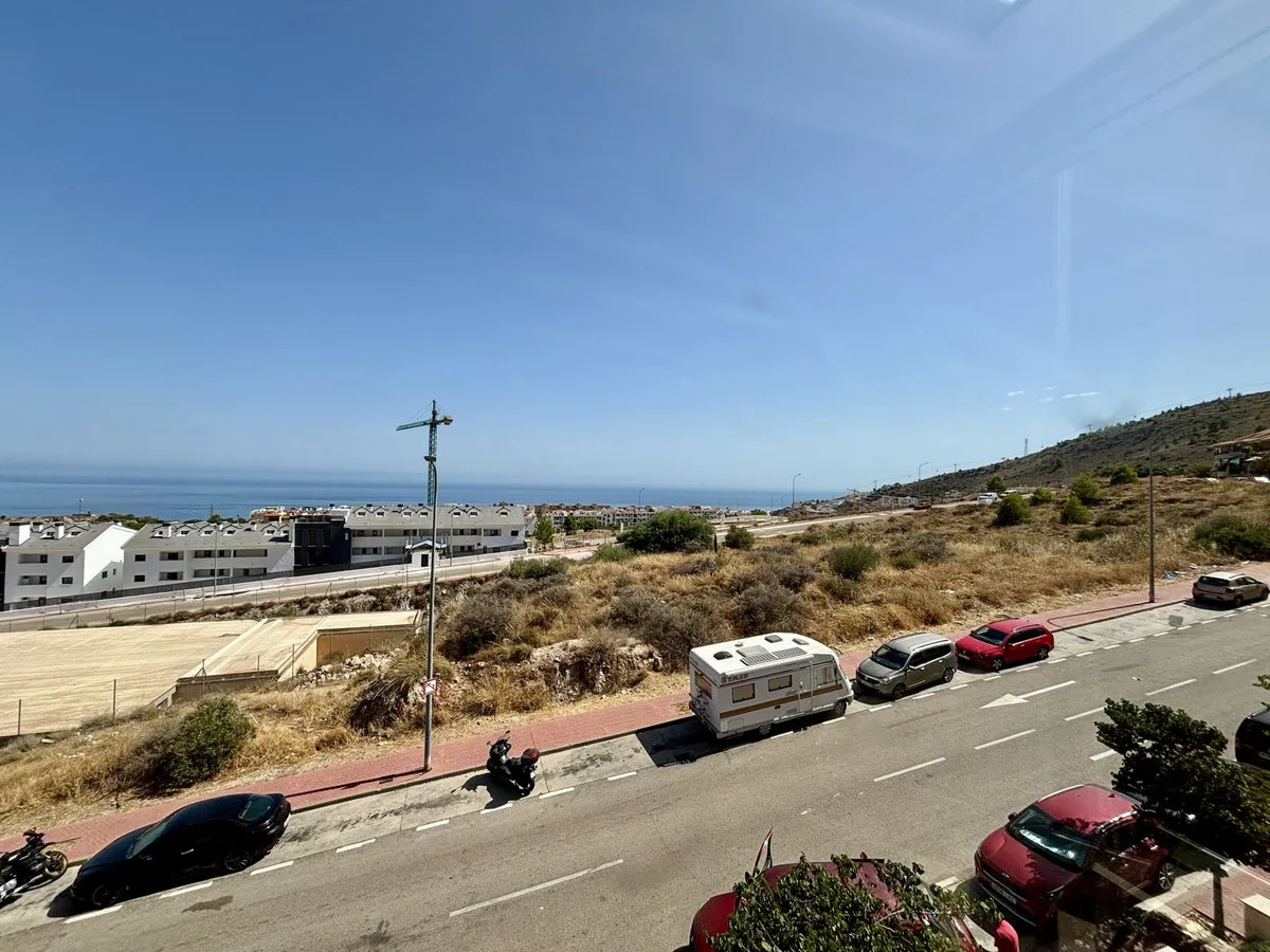 dffe7417-016d-4db7-ab6b-6d689c8c2ac6