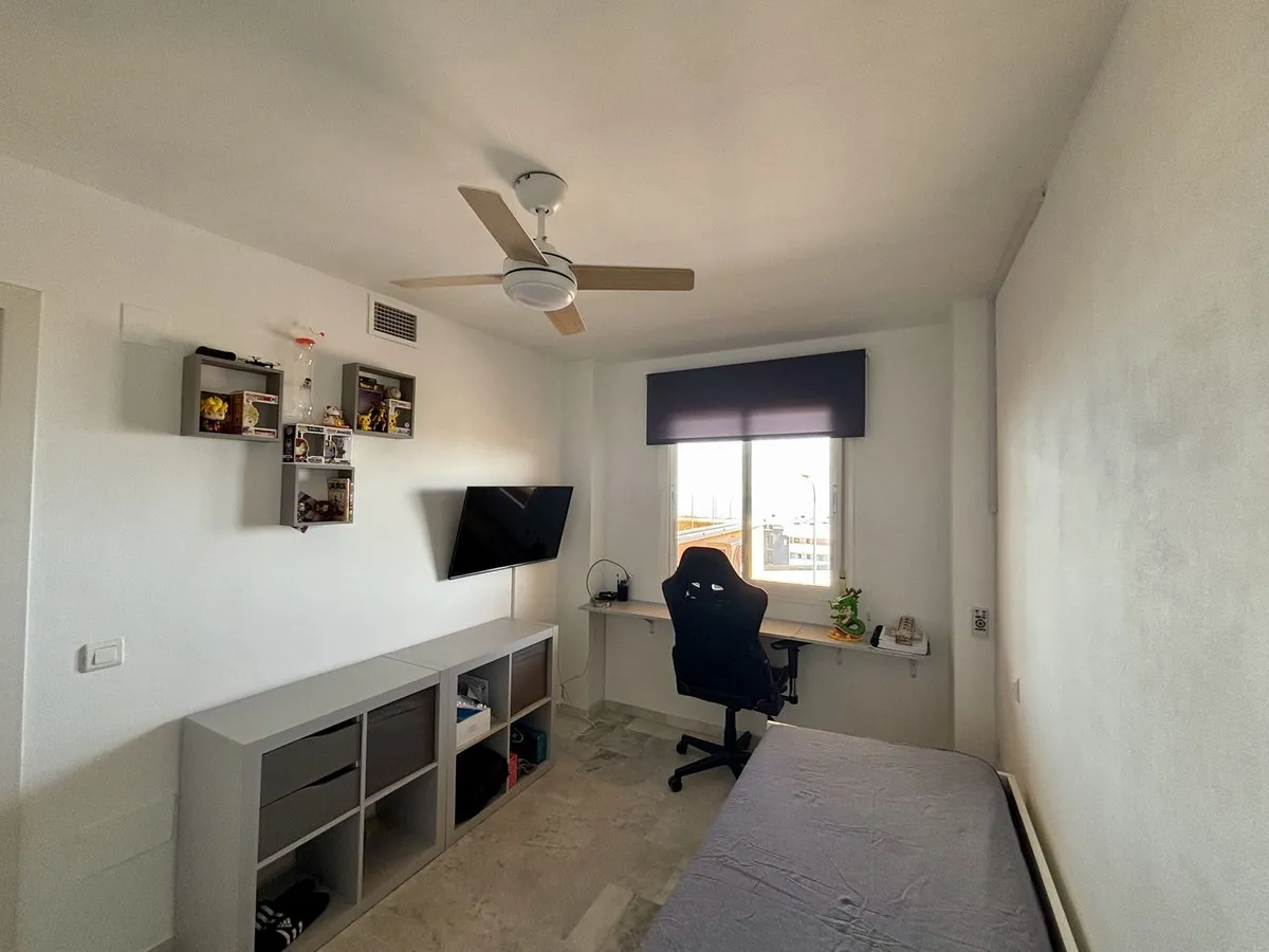 f9634d32-206d-49d0-8766-edec3dc76c68