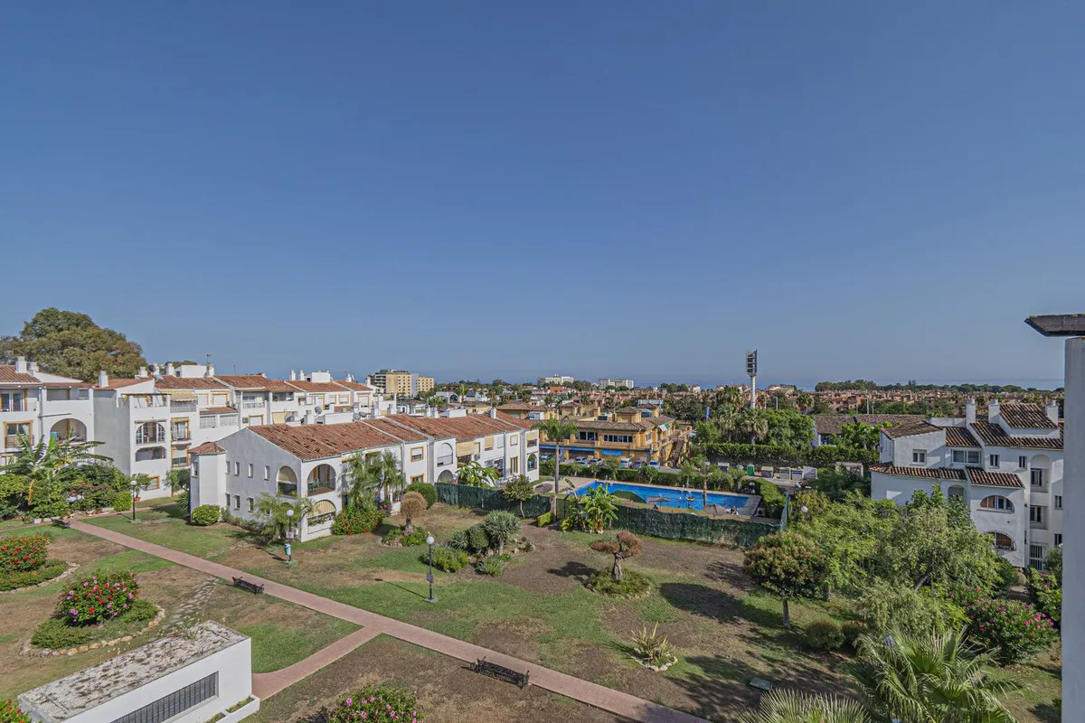 22d38eaa-41e4-4f81-b83b-96ed61fc5e15