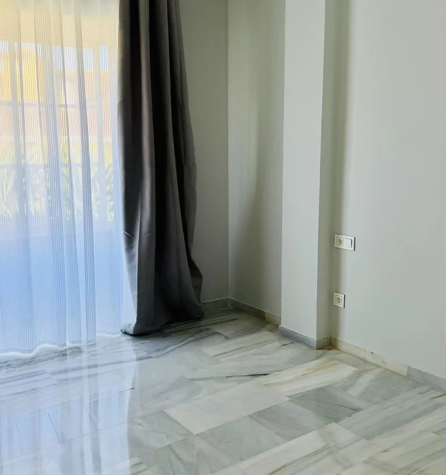 1f6ad4e2-13af-4cbb-abdd-25f9984c6f3f