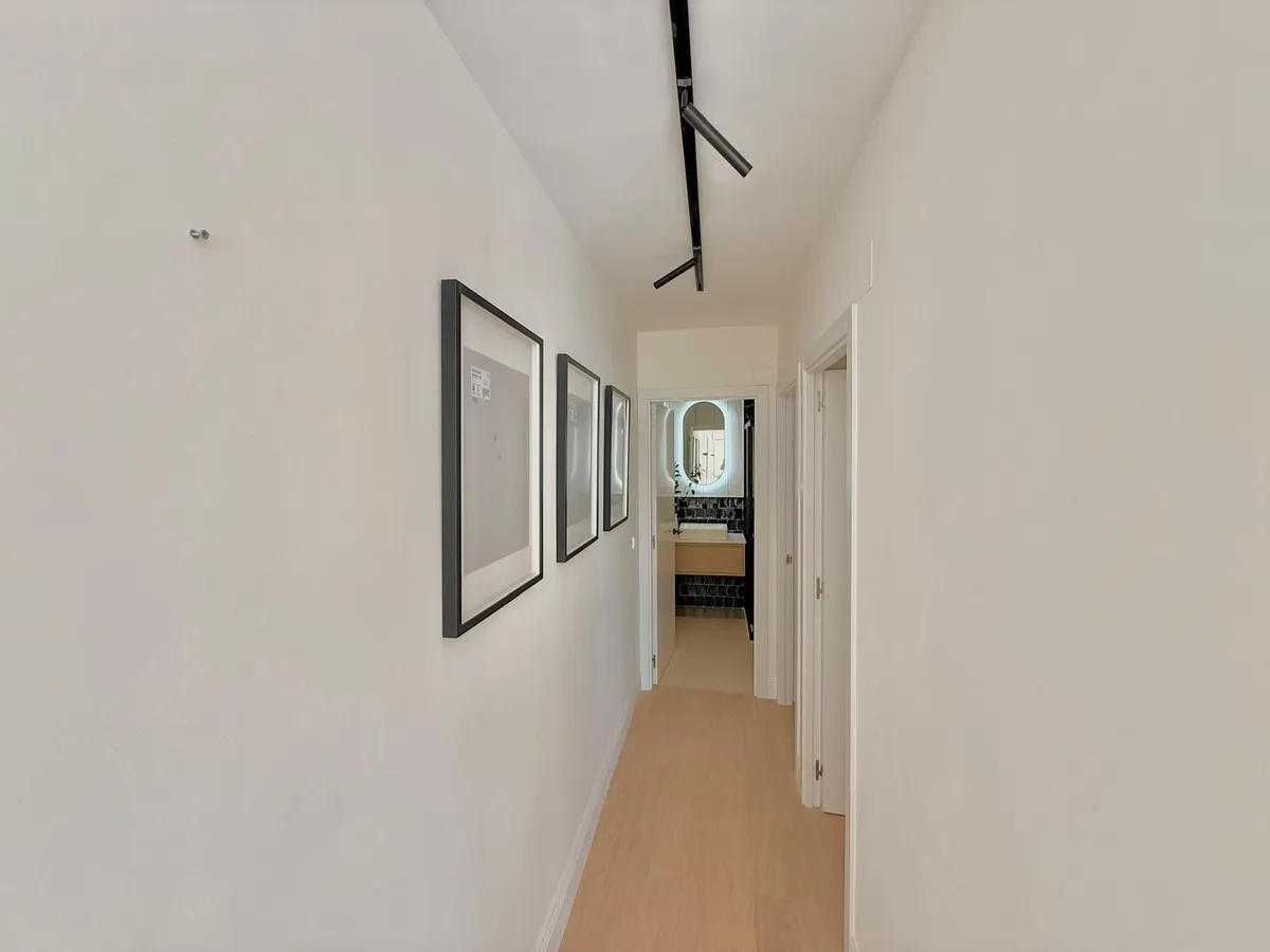 07d572b9-8a0b-4130-b243-7fe9ed5f93f9