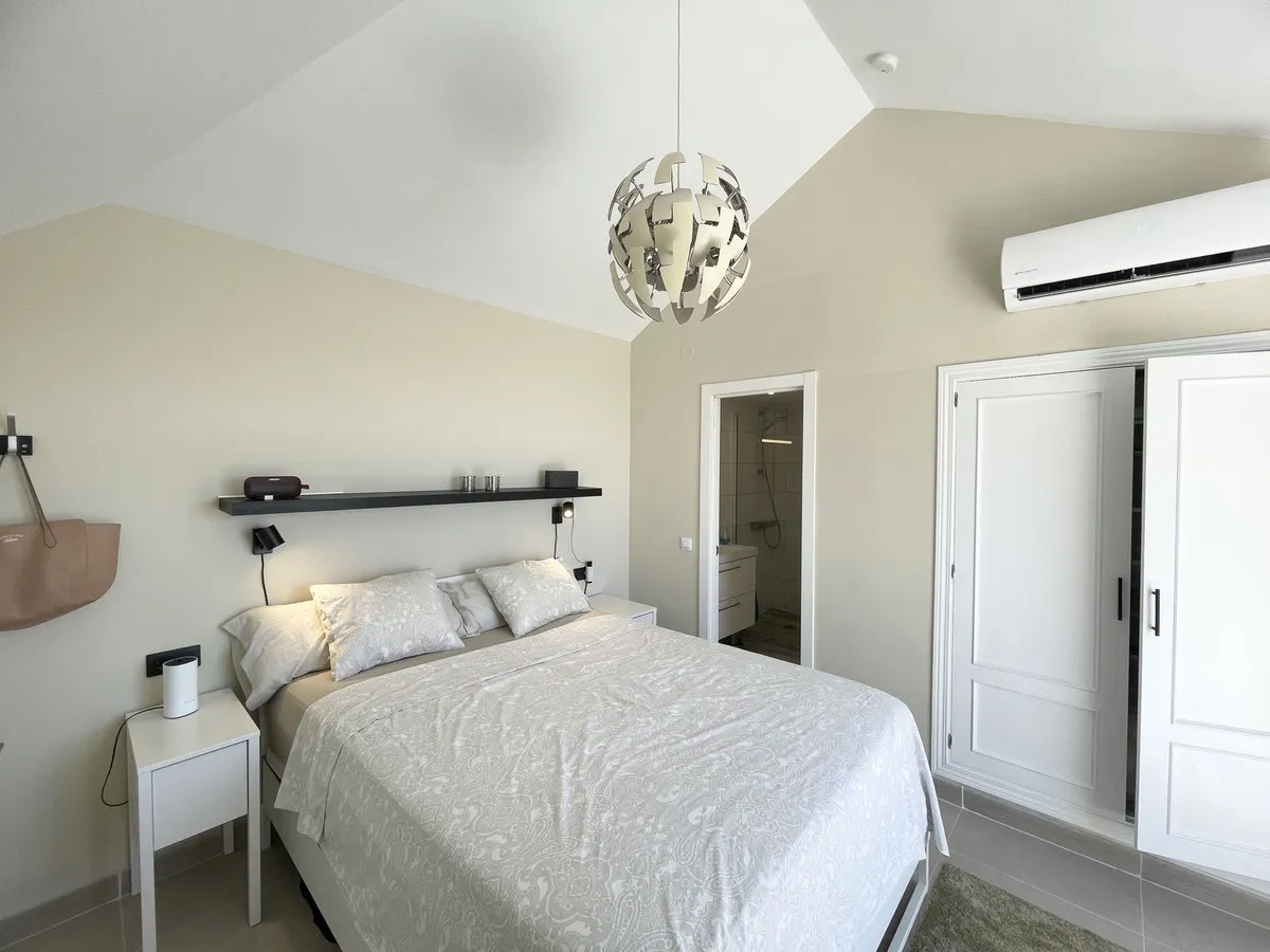 4da3c770-7889-40fe-ad33-39337beaa7e7