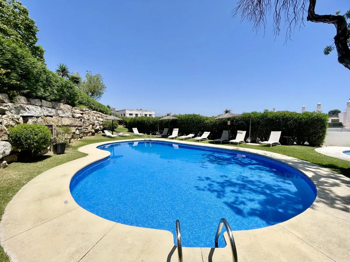 4de74278-2dc2-4704-ac2f-1b0cc8d3b700