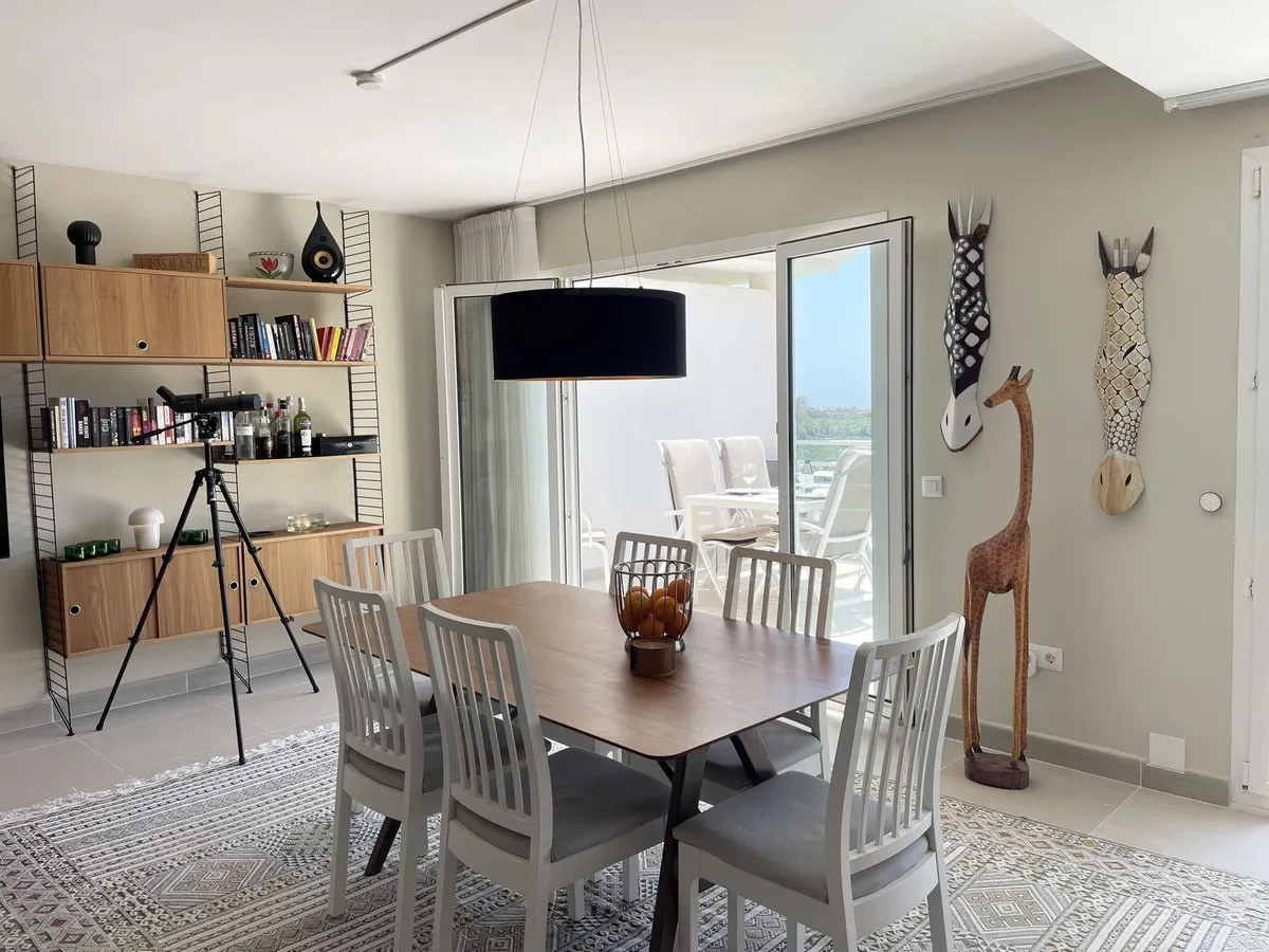 b37f0426-ba66-46f9-8c9e-57e49410764a