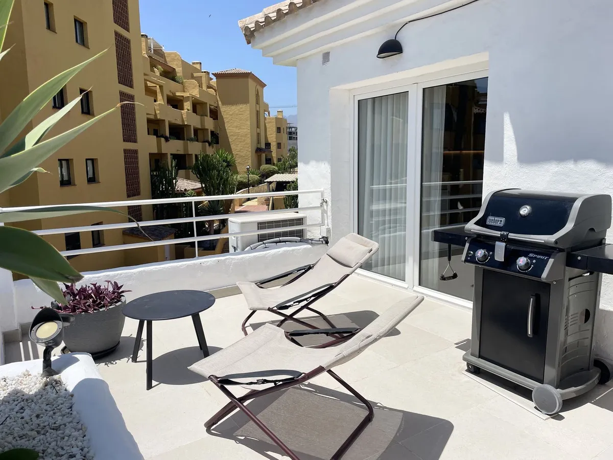 d672d126-d11d-4236-9e78-769776cf3281