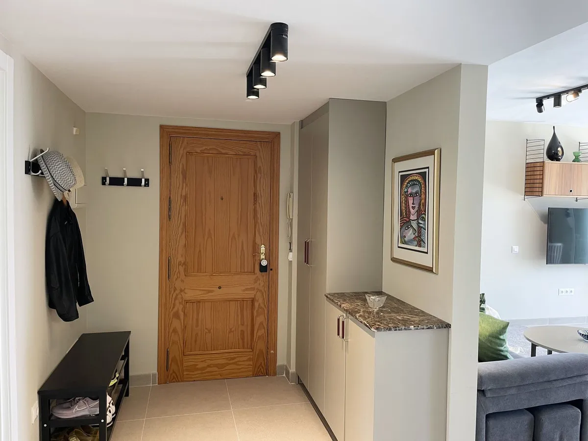 d79607ba-1ad3-470b-9516-970eec932714