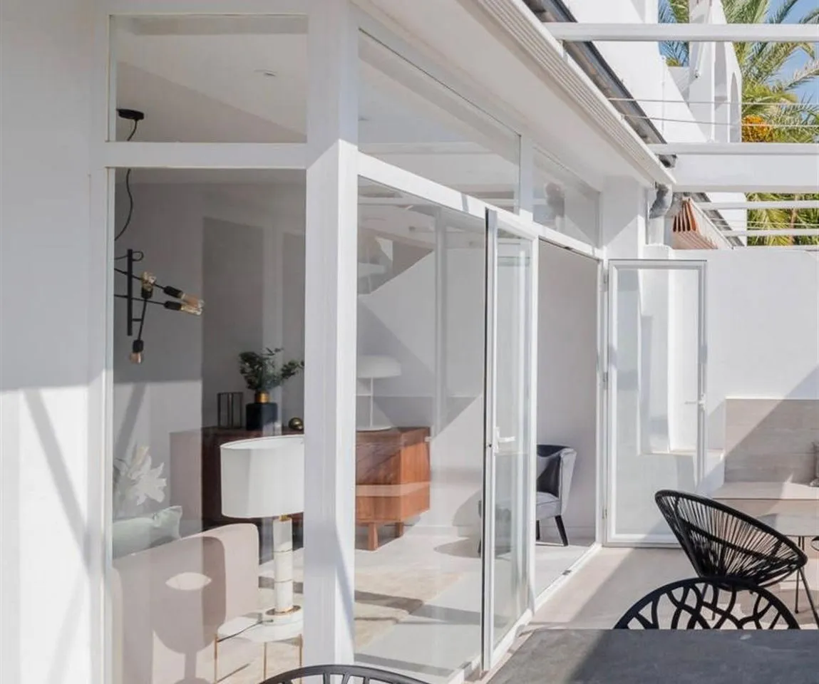 d2351550-64e2-470c-86e7-b83e91b22c5a