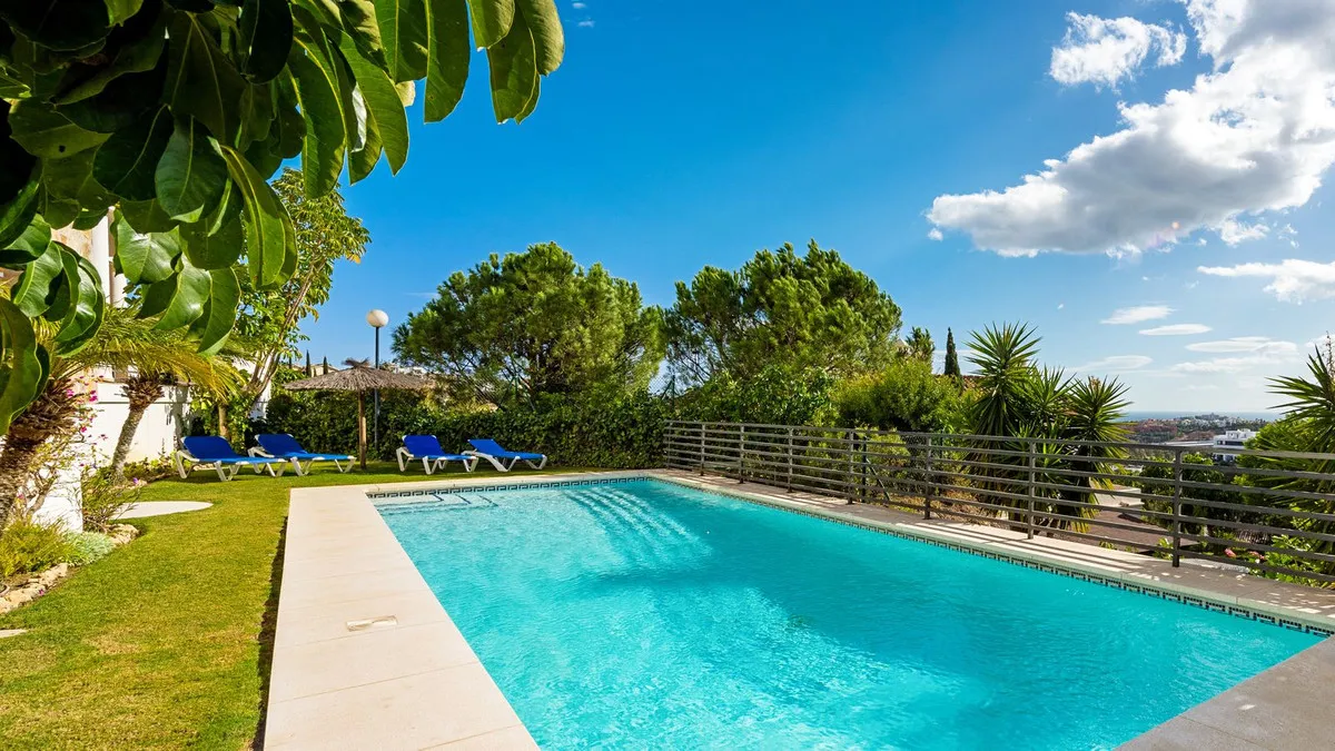 eafe56bd-35d3-46a5-9032-ccf065bedf5c