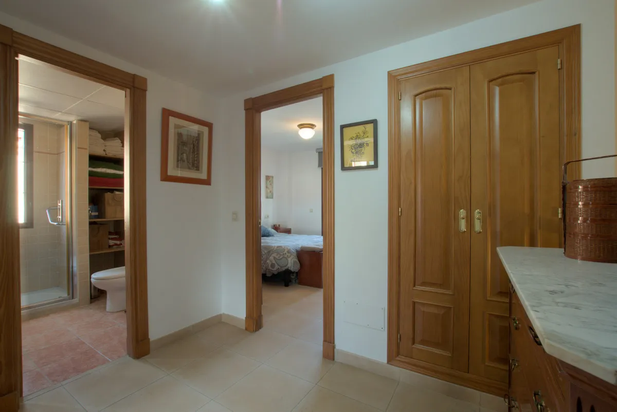 2c7ddd0c-6a52-4f84-8b35-8be01e25a42a