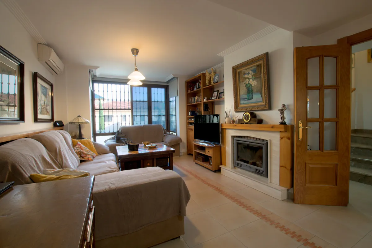 52314993-ff44-49d9-9088-77457d8538a4