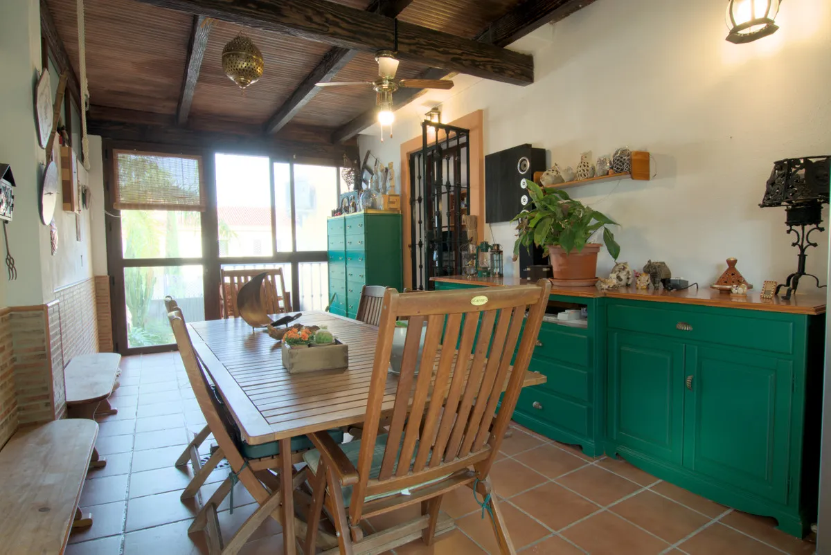 725d5434-e9a3-4de8-9fba-412cbbcbb2b1