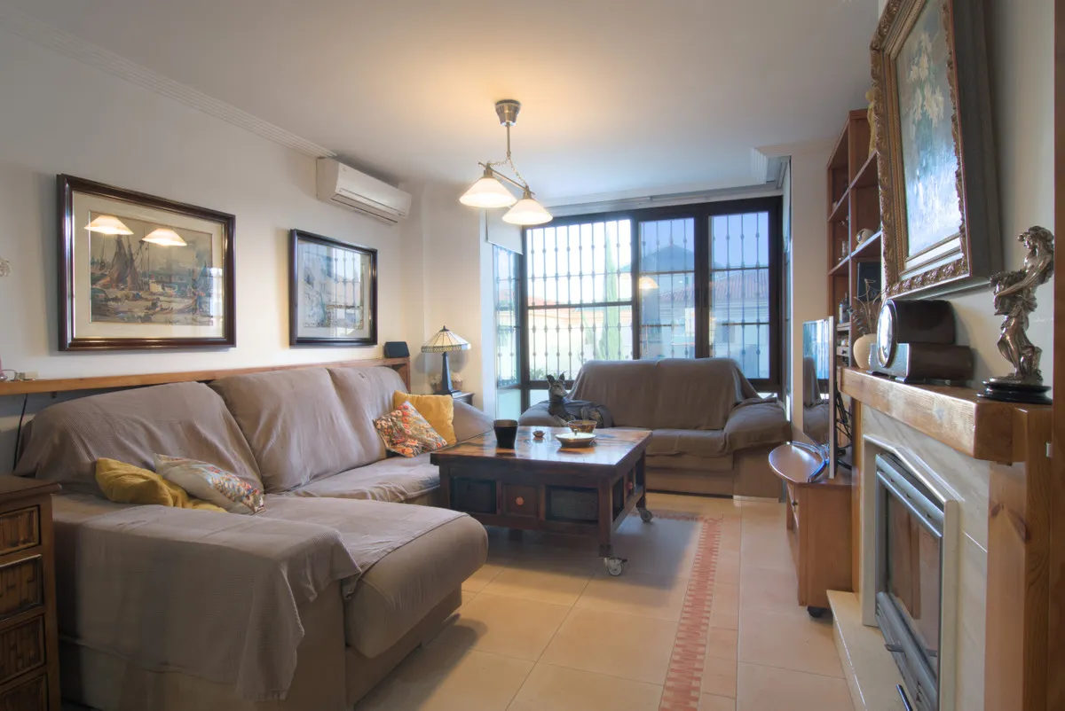 ef0b1a3f-e226-42d9-89ae-86c9f3ca1dc1