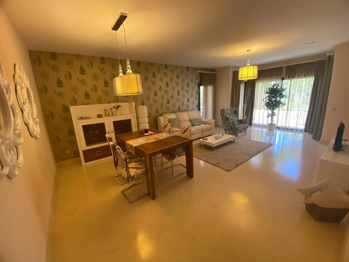 8967585a-aa3a-40b5-b541-c67df9e53e43