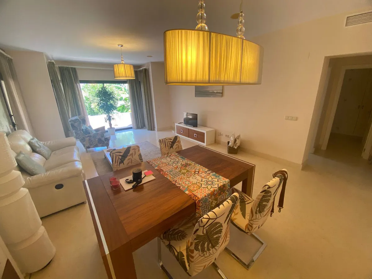 c331206e-acae-4a2c-8ff5-569b930a6fb1