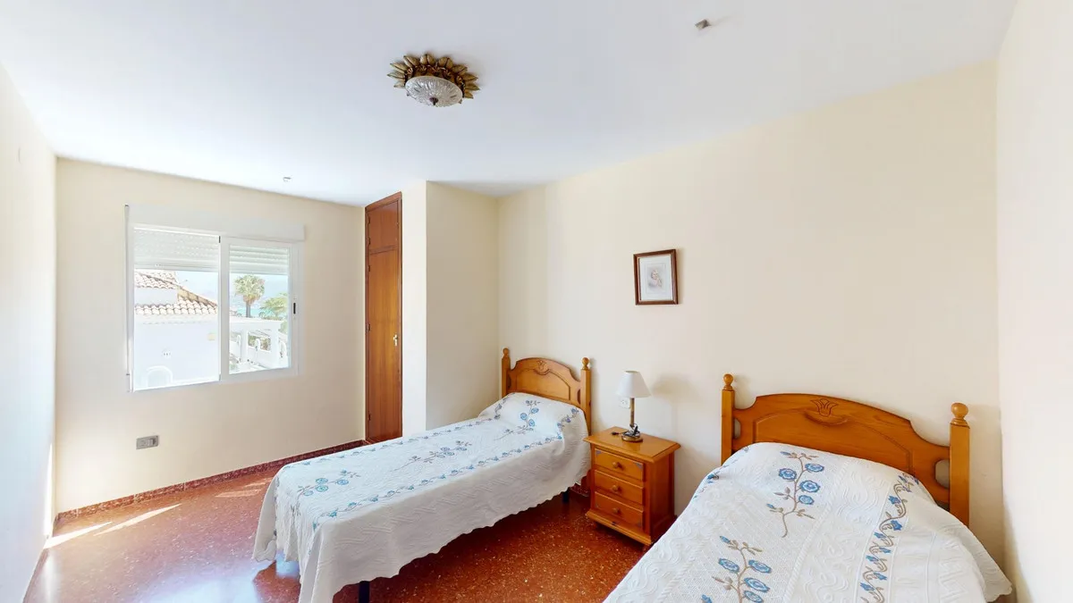 bafae0b5-3be2-40b8-bcc3-0acf81c5e612