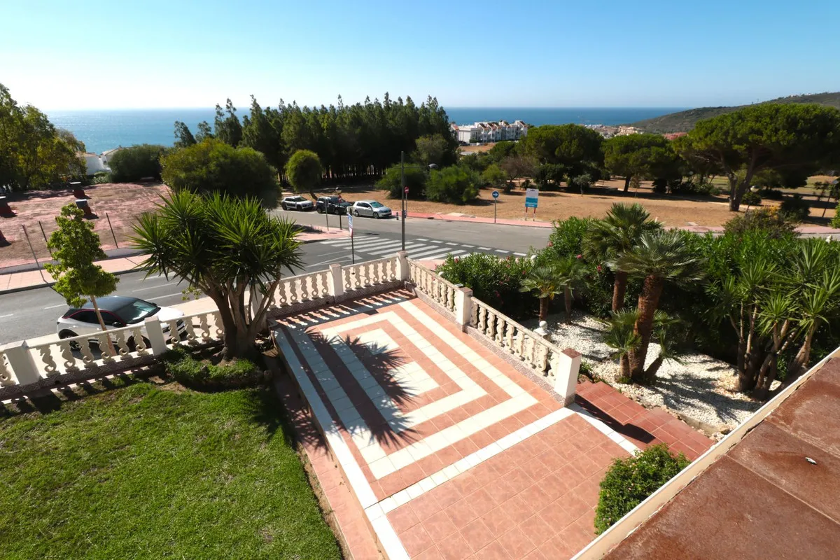 0f2f1038-831a-4531-826f-f8cdc120c642