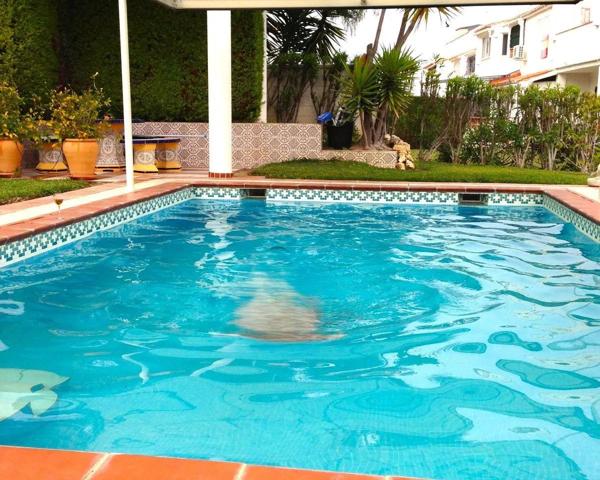 1de65c18-1995-4e61-bcc2-b3d0b78f014e